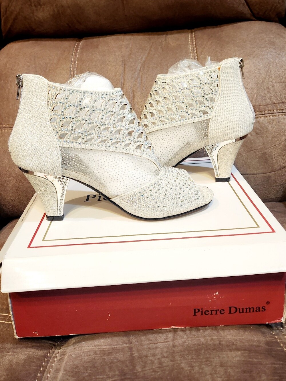 Pierre Dumas White/Silver Rhinestone Cutout Dress Heels